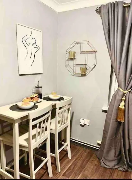 Lovely, Two Bedroom Apartment Central Location London United Kingdom